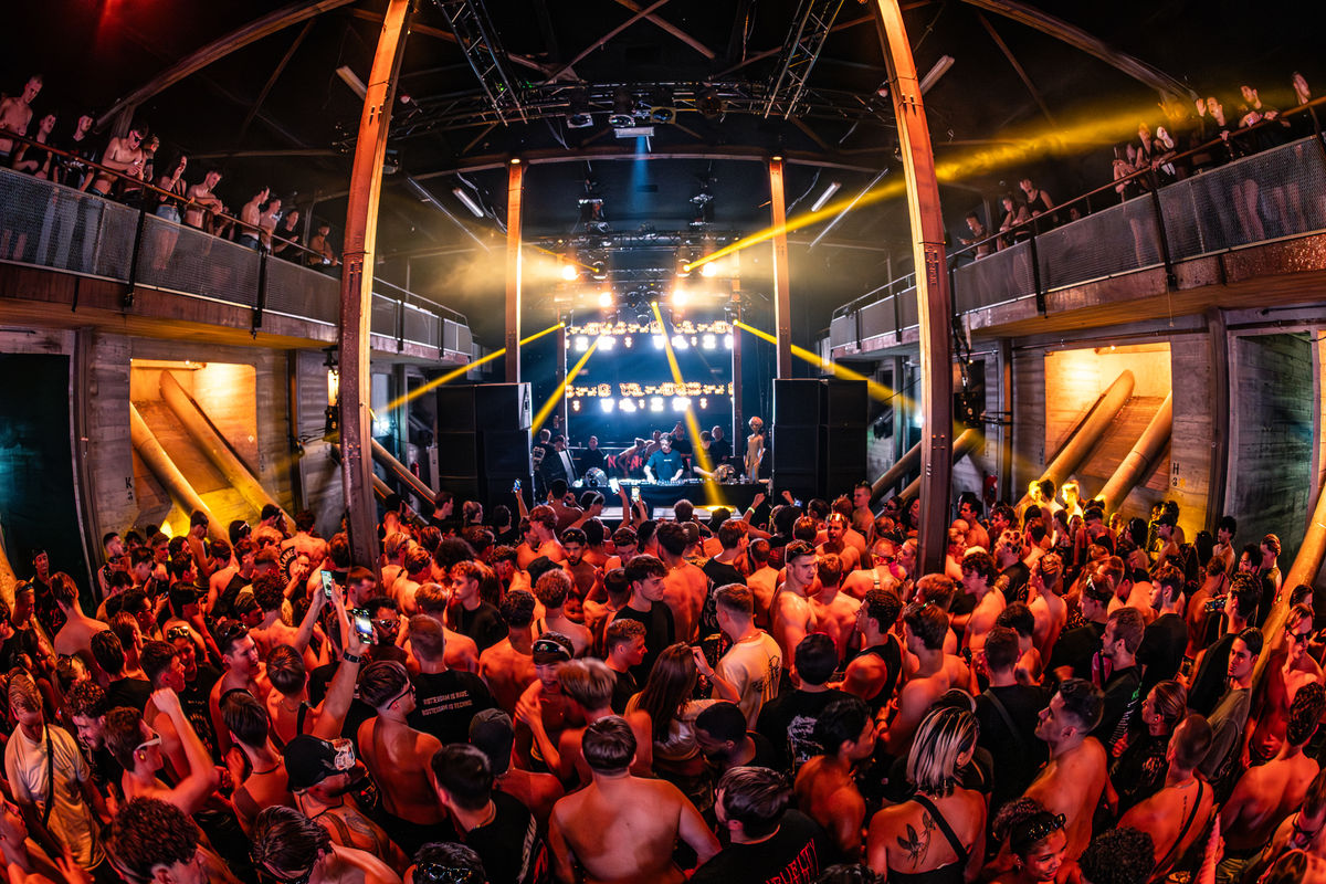 Loading... just a sec